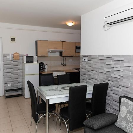 Big Suite For 4 Adults And 2 Children Under 14 Hajduszoboszlo Exterior photo